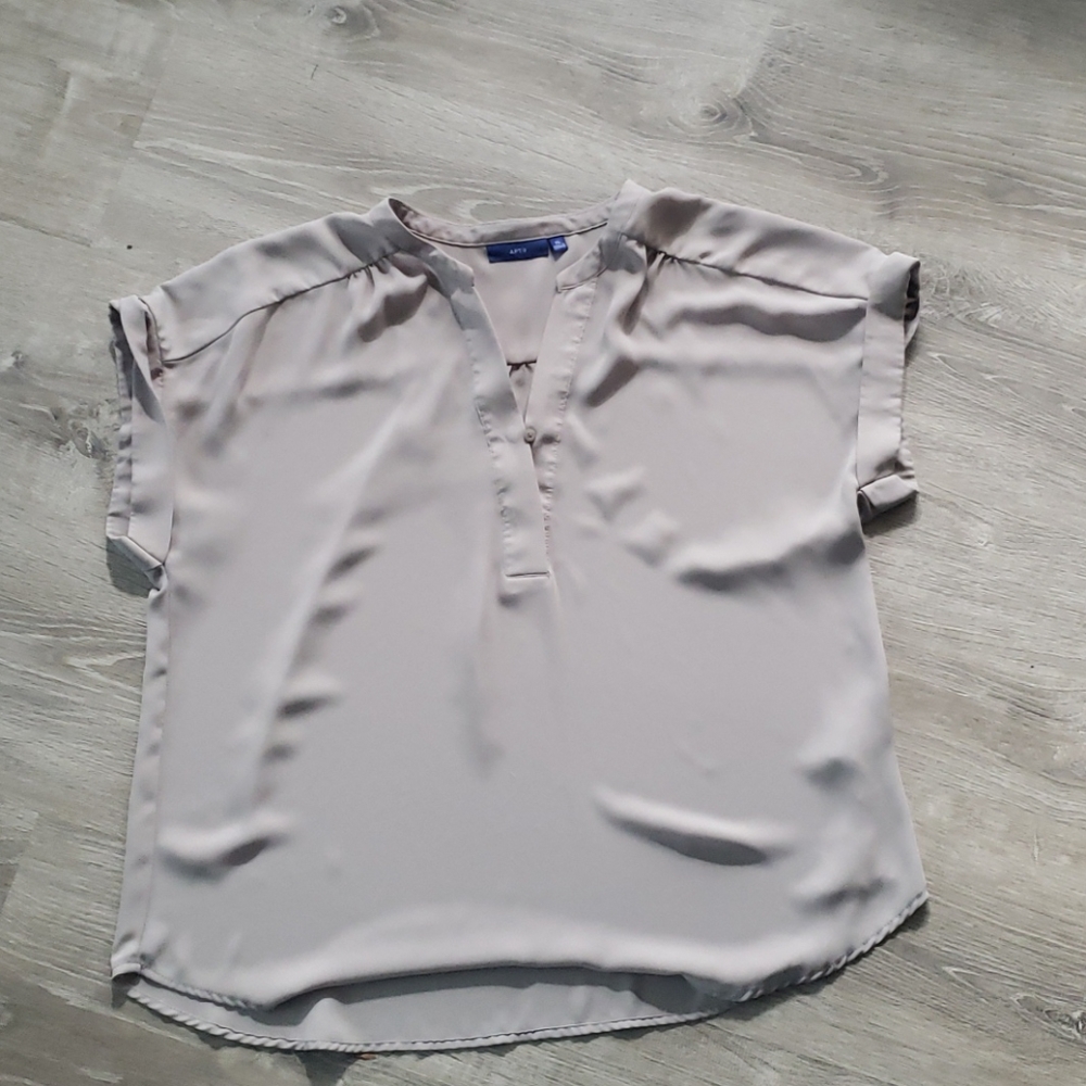 Cap sleeve office blouse